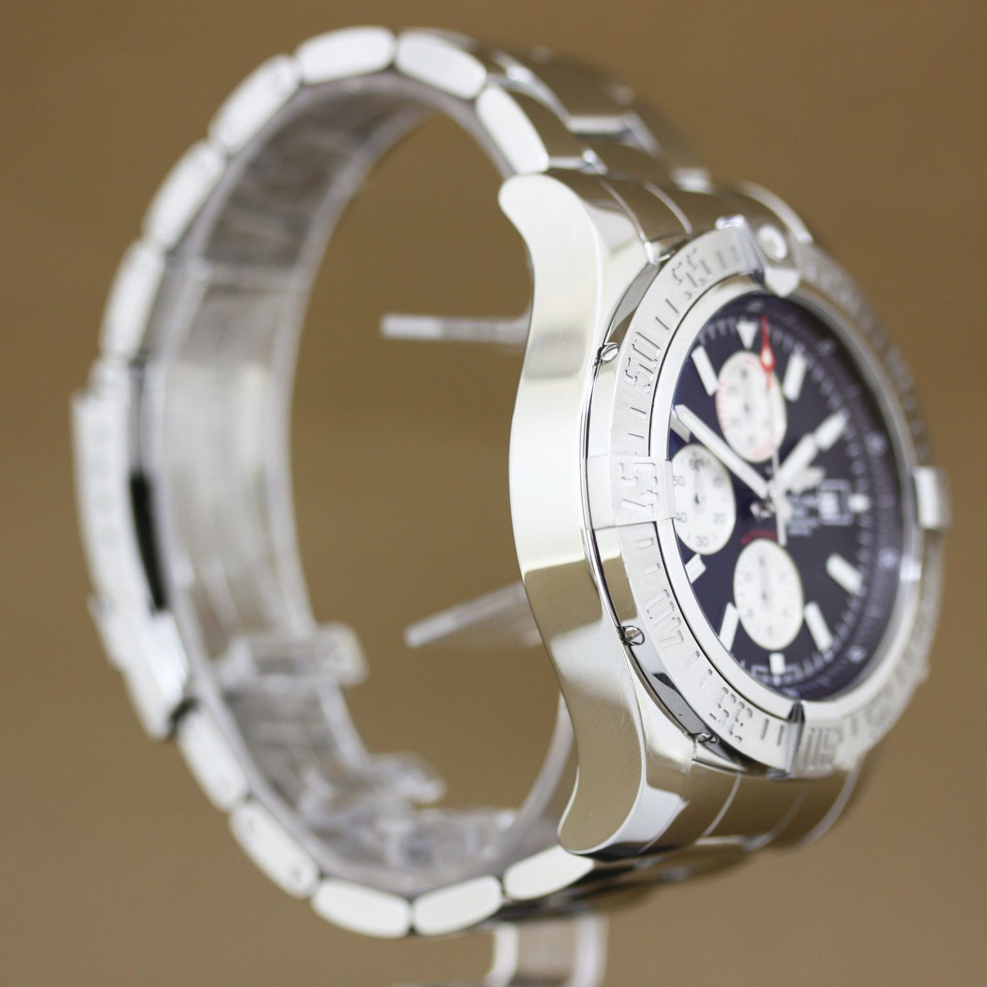 Breitling Super Avenger II A13371 - (4/8)