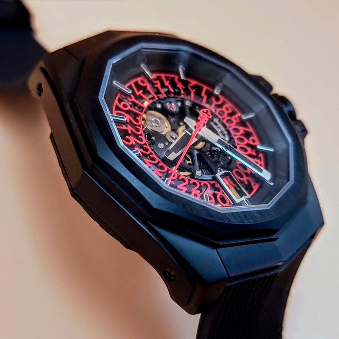 Corum Admiral's Cup AC-One A082/03685 - 082.406.95/F371 NO10 (2025) - Transparant wijzerplaat 46mm Titanium (4/8)