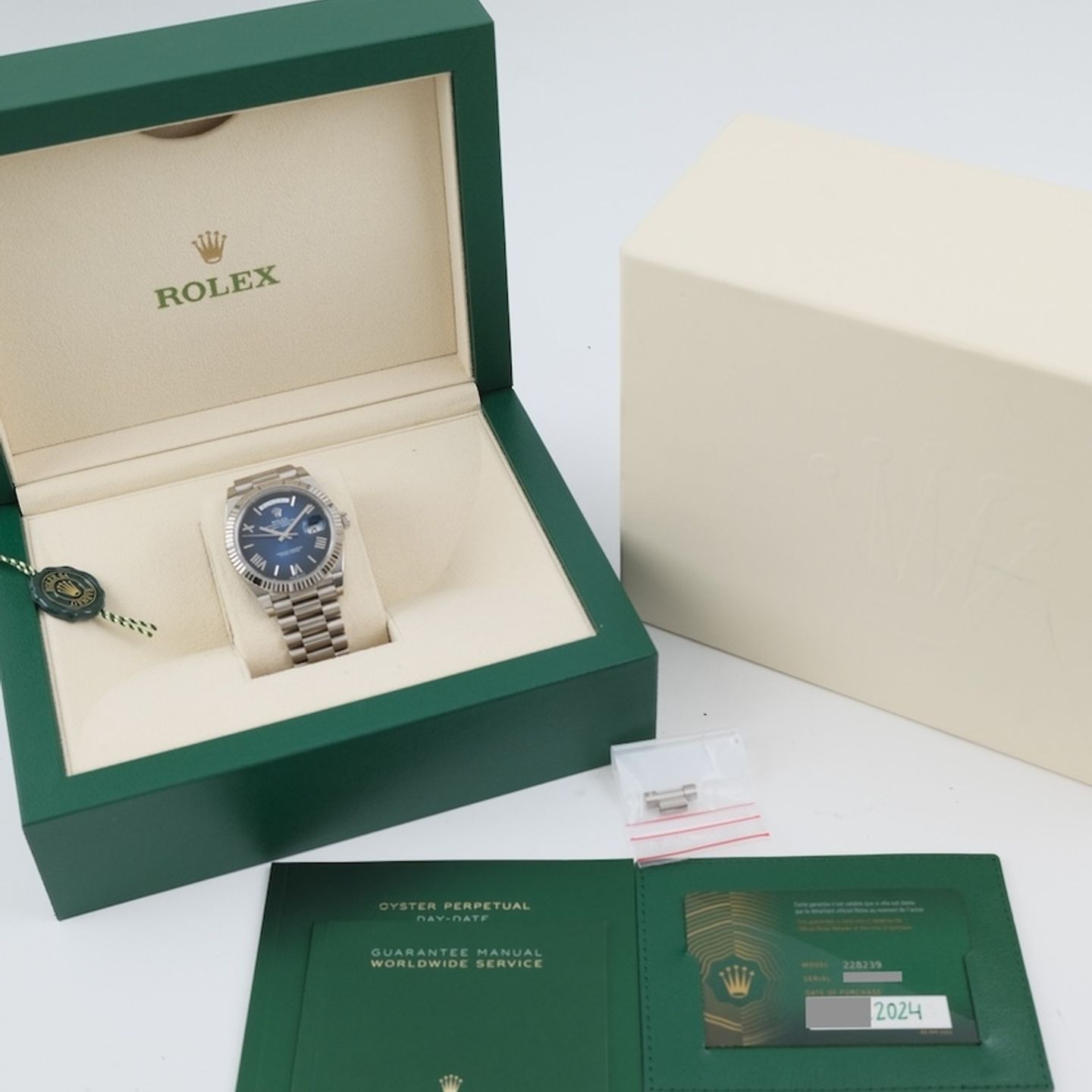 Rolex Day-Date 40 228239 (2024) - Blue dial 40 mm White Gold case (8/8)