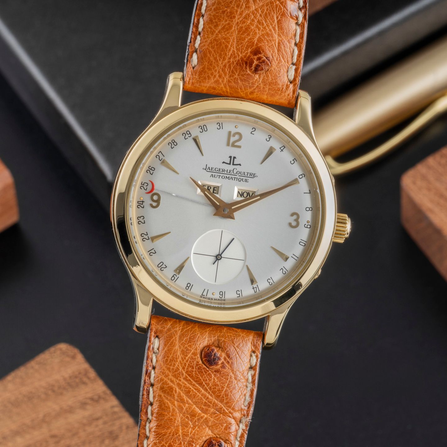 Jaeger-LeCoultre Master Calendar 140.1.87 (1998) - Zilver wijzerplaat 37mm Geelgoud (3/8)