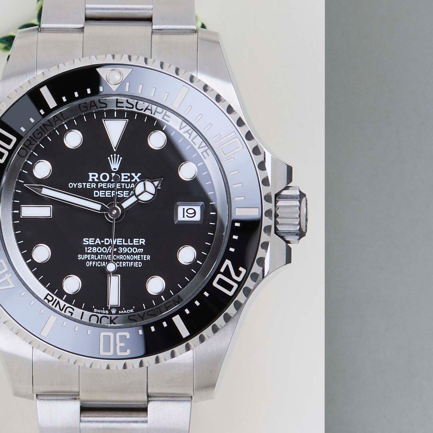 Rolex Sea-Dweller Deepsea 136660 (2024) - 44 mm Steel case (5/8)