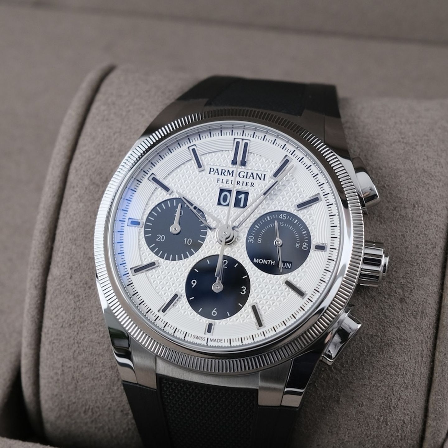Parmigiani Fleurier Tonda PFC906-0000140-B00182 (2021) - 43 mm Steel case (3/8)
