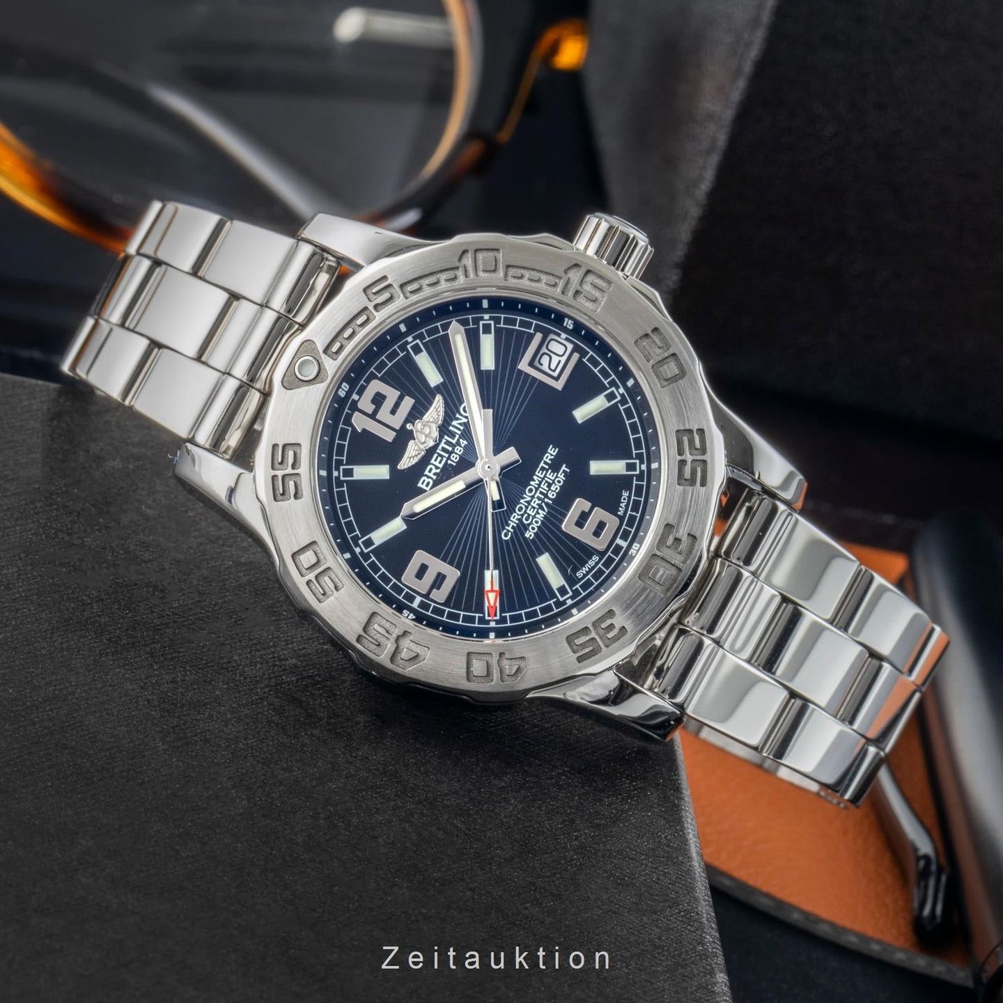 Breitling Colt Lady A7738711/BB51 (Onbekend (willekeurig serienummer)) - Zwart wijzerplaat 33mm Staal (2/8)