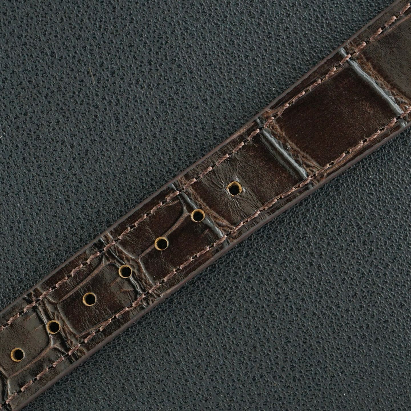 Omega Genève 135.011 (1970) - White dial 34 mm Steel case (6/8)