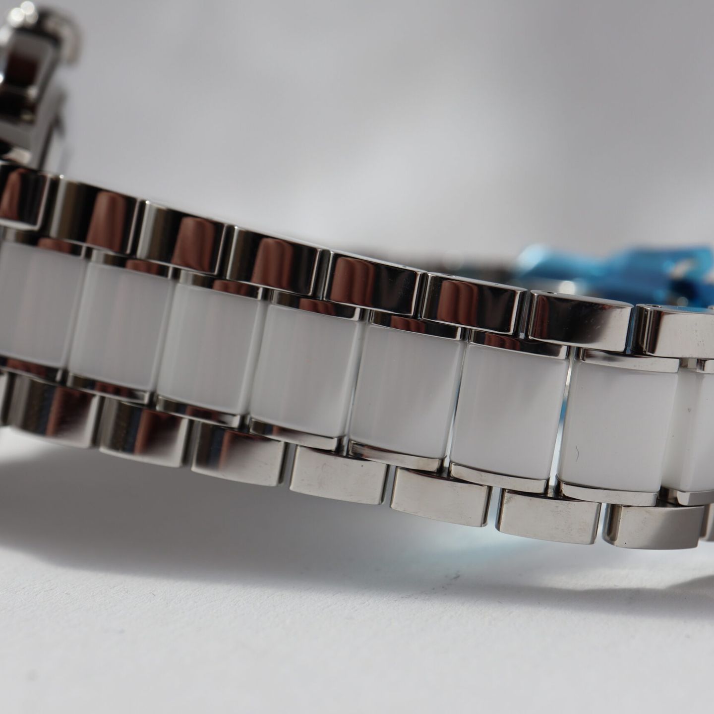 TAG Heuer Formula 1 Lady CAH1211.BA0863 (2024) - White dial 41 mm Steel case (4/8)