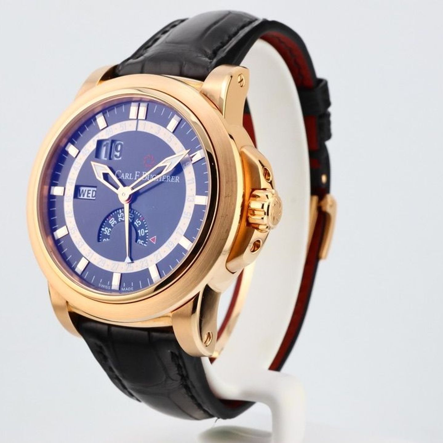 Carl F. Bucherer Patravi 00.10629.03.33.01 (Unknown (random serial)) - Black dial 42 mm Rose Gold case (2/8)