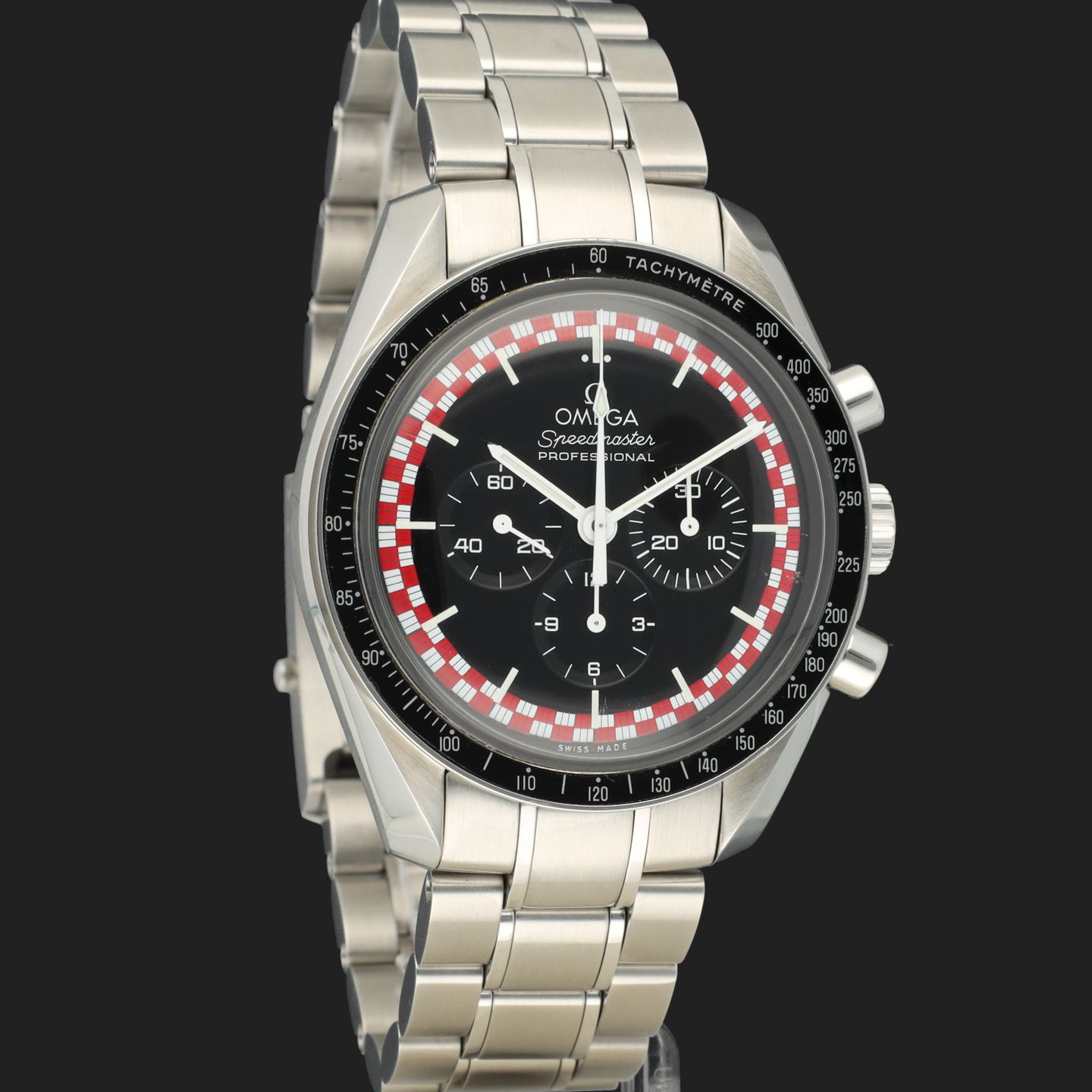 Omega Speedmaster Professional Moonwatch 311.30.42.30.01.004 (2017) - Black dial 42 mm Steel case (4/8)