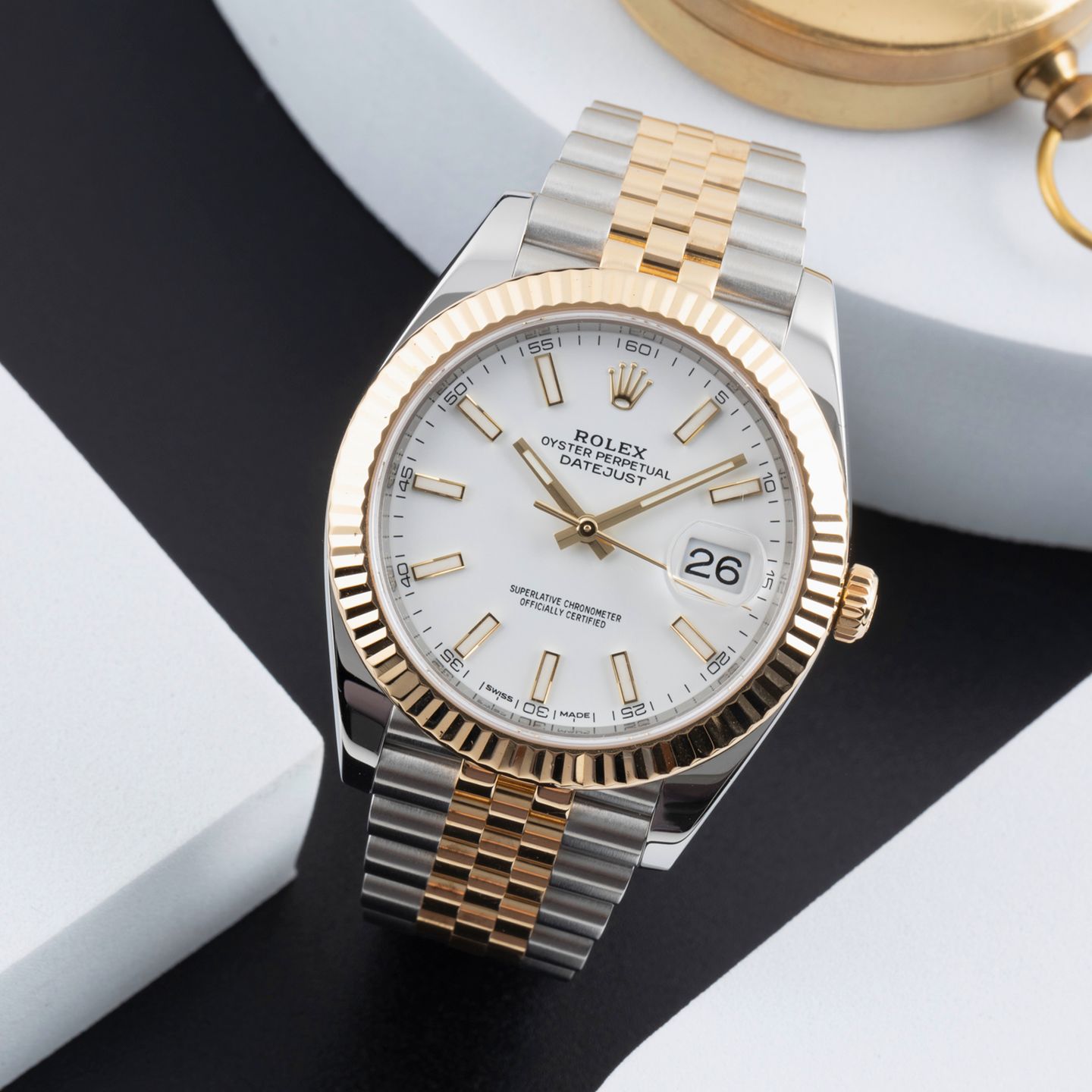 Rolex Datejust 41 126333 (Unknown (random serial)) - White dial 41 mm Gold/Steel case (1/8)
