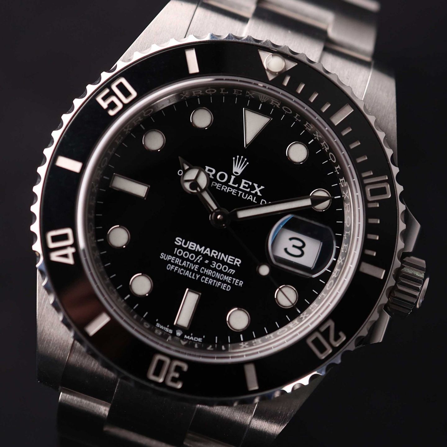 Rolex Submariner Date 126610LN - (2/3)