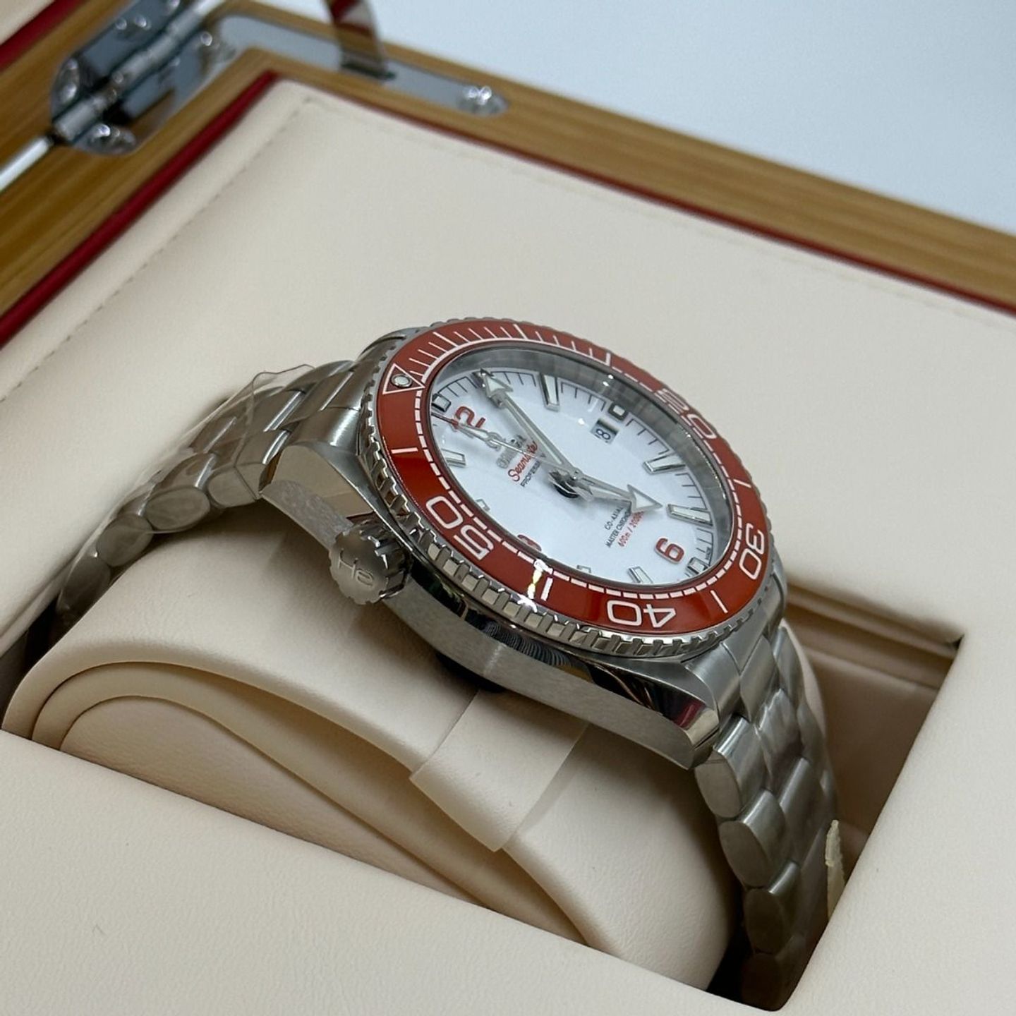 Omega Seamaster Planet Ocean 215.30.44.21.04.001 - (7/8)