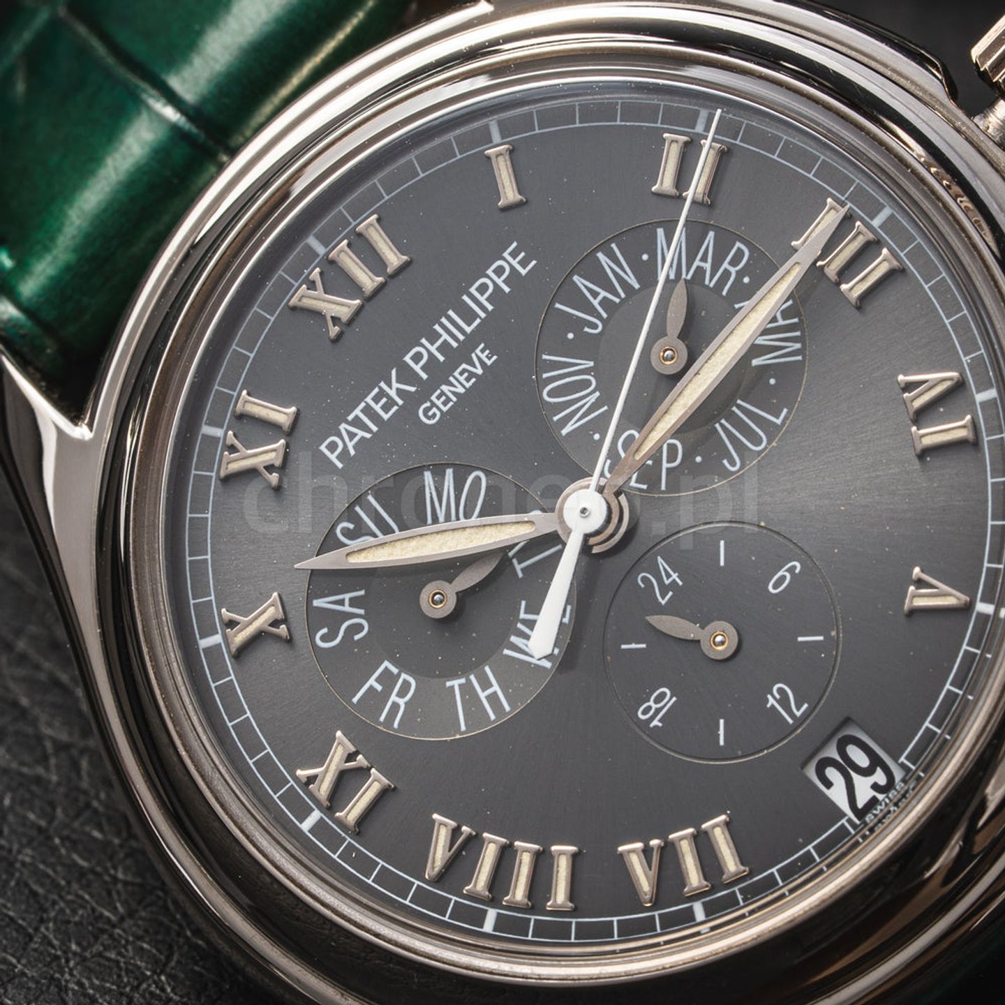 Patek Philippe Annual Calendar 5035G - (4/8)