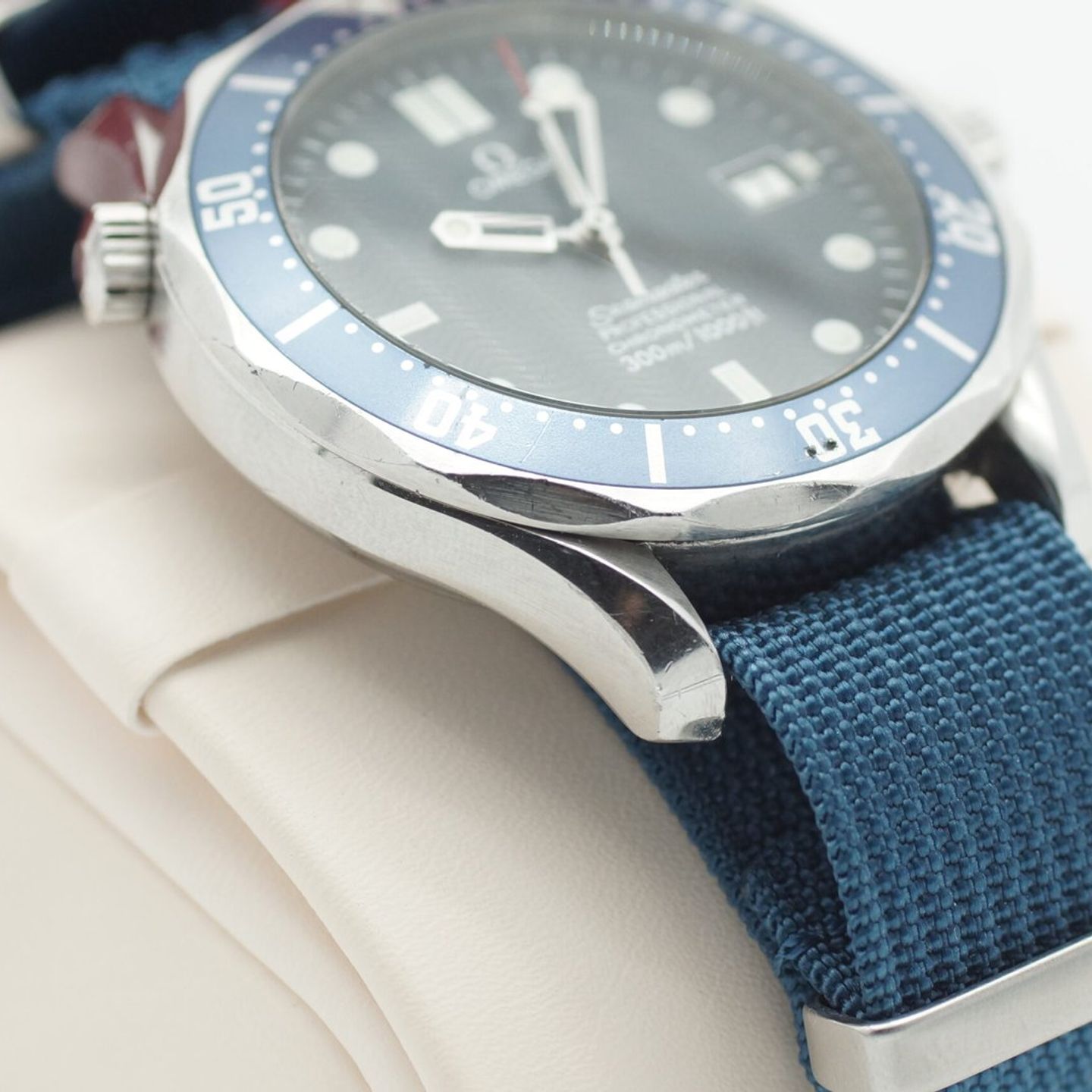 Omega Seamaster Diver 300 M 2531.80.00 (2000) - Blue dial 41 mm Steel case (6/8)