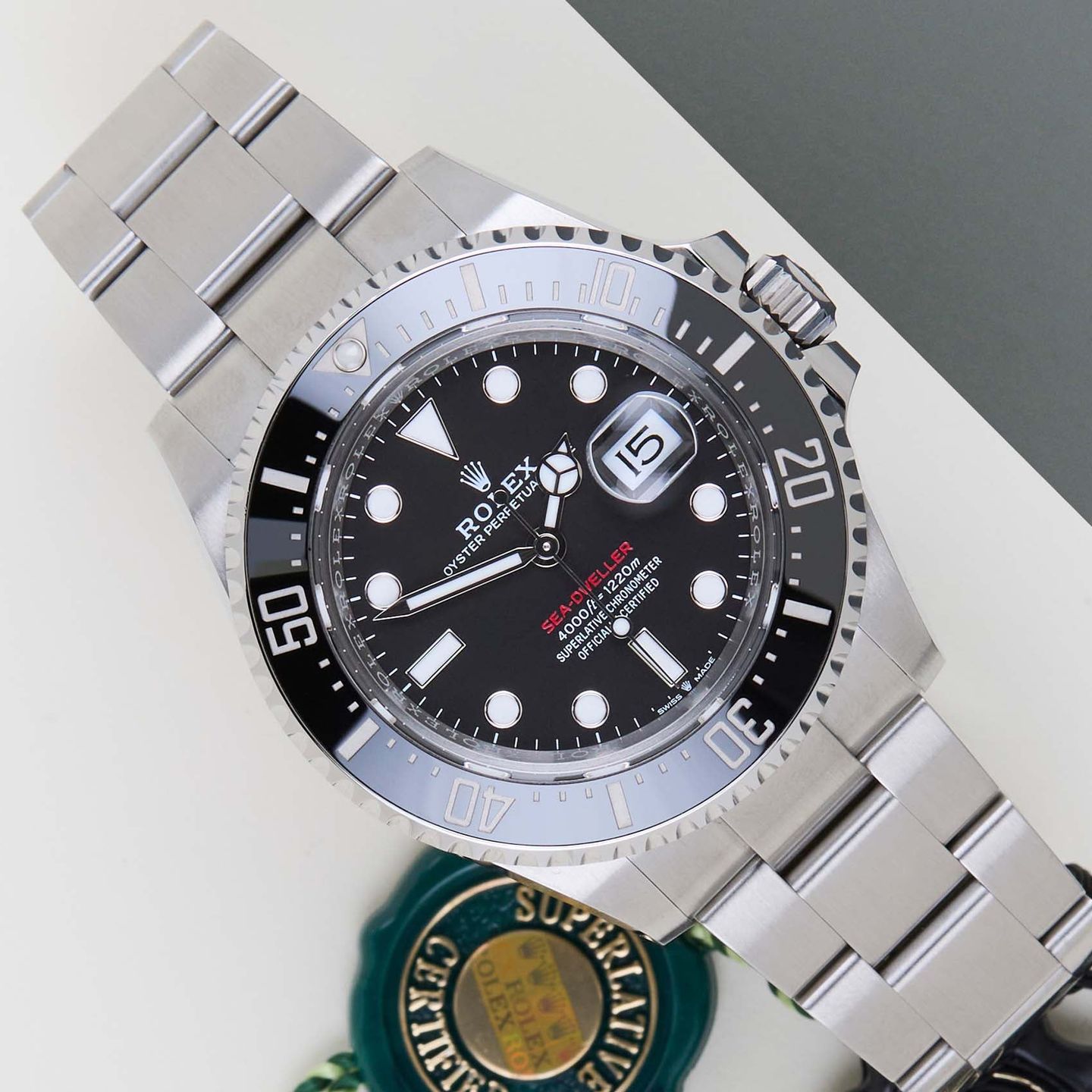 Rolex Sea-Dweller 126600 (2024) - Black dial 43 mm Steel case (1/8)