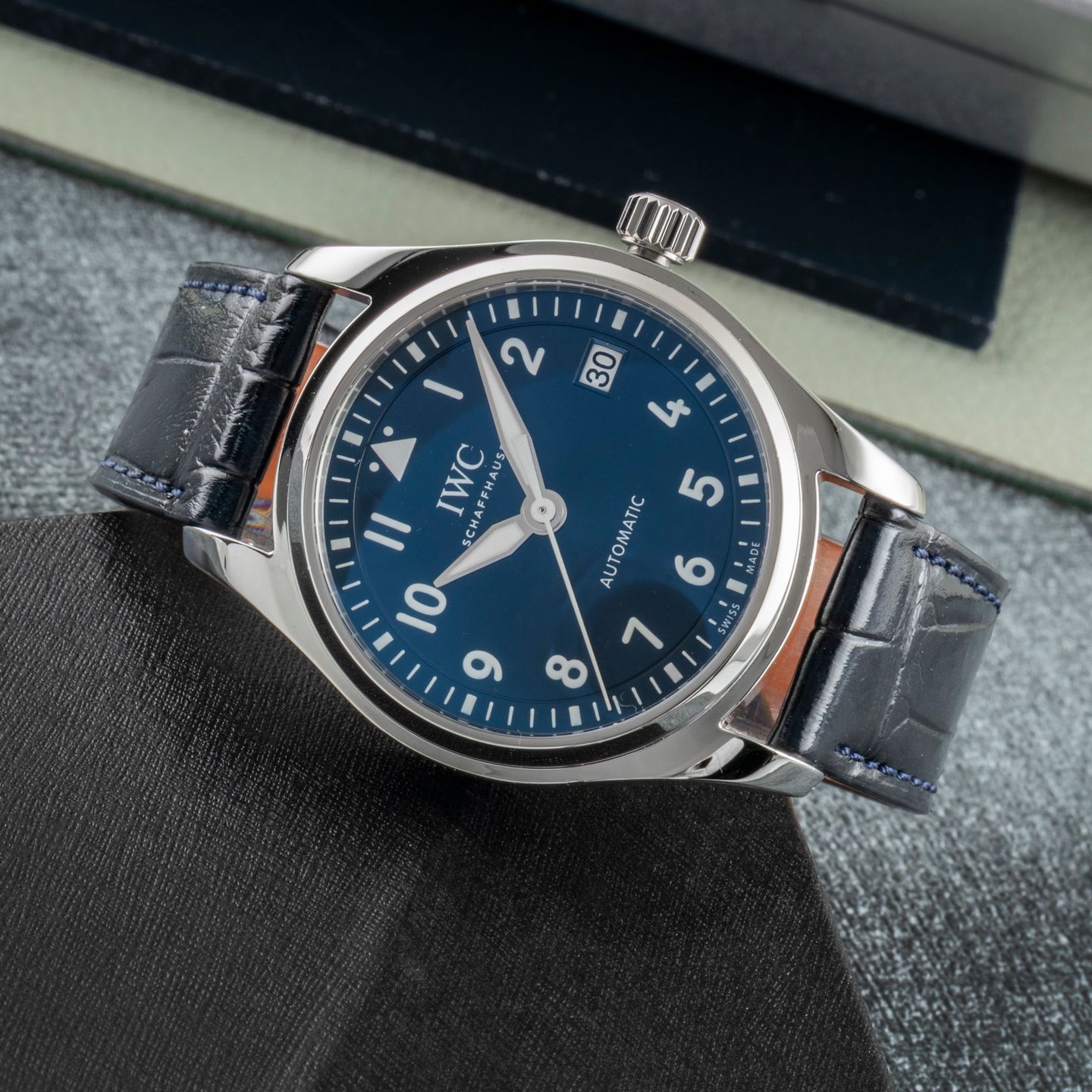 IWC Pilot's Watch Automatic 36 IW324008 - (2/8)