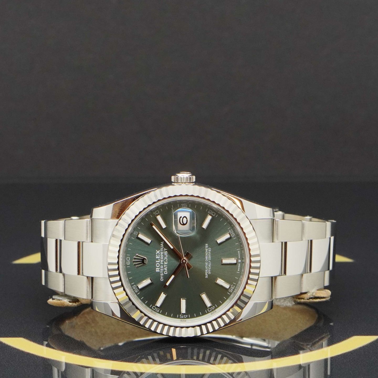 Rolex Datejust 41 126334 (2024) - Green dial 41 mm Steel case (8/14)