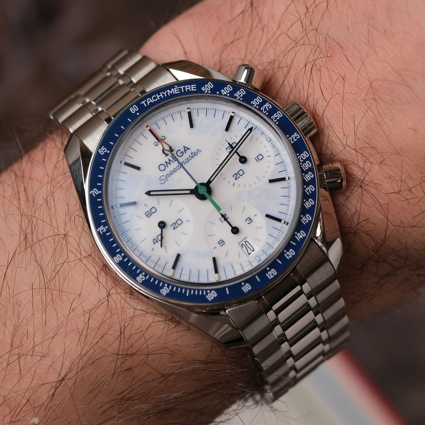 Omega Speedmaster Date 522.30.38.50.04.002 - (3/5)