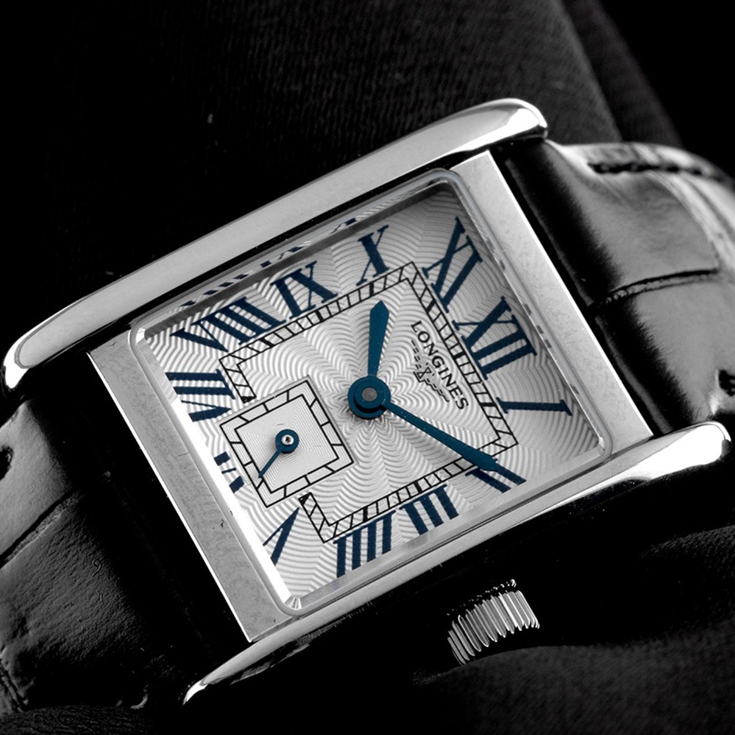 Longines DolceVita L5.200.4.71.2 (2025) - White dial 29 mm Steel case (2/6)