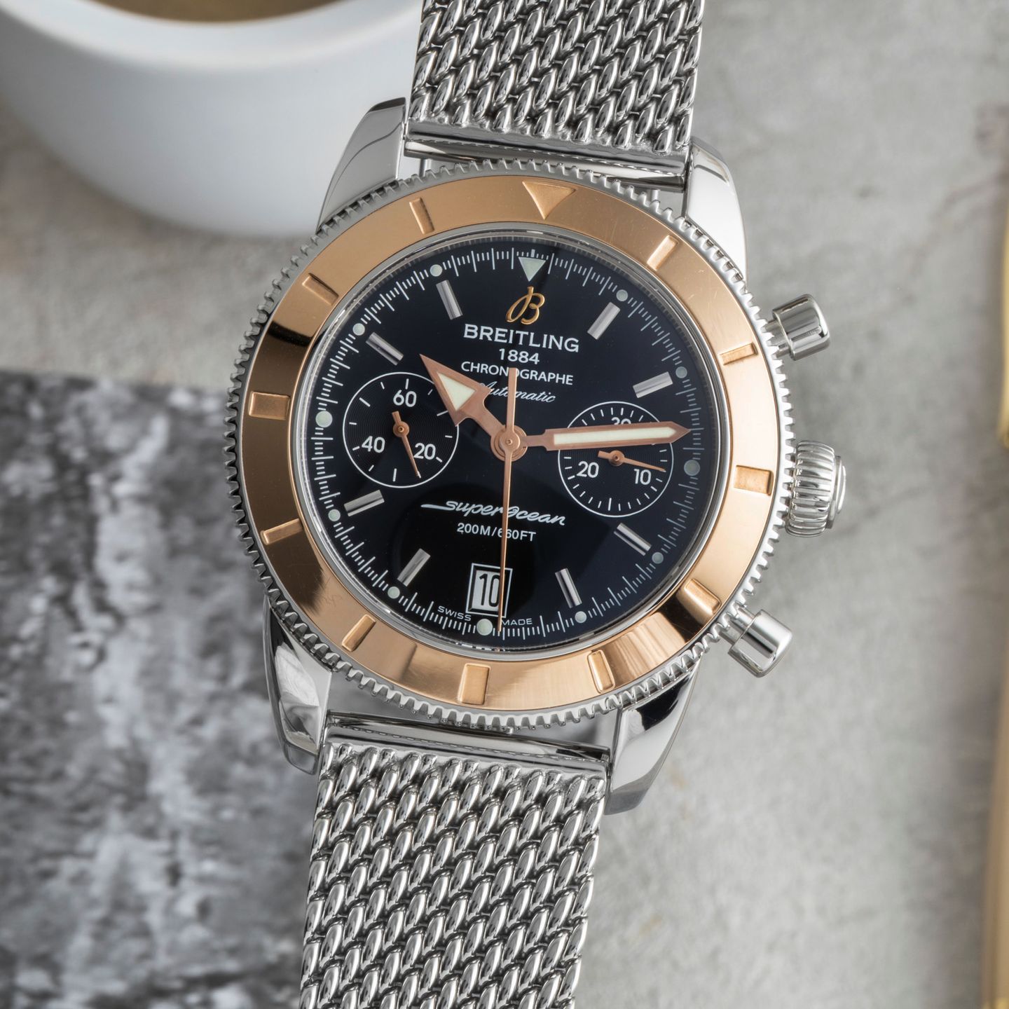 Breitling Superocean Heritage Chronograph U23370 (2012) - Black dial 44 mm Gold/Steel case (3/8)