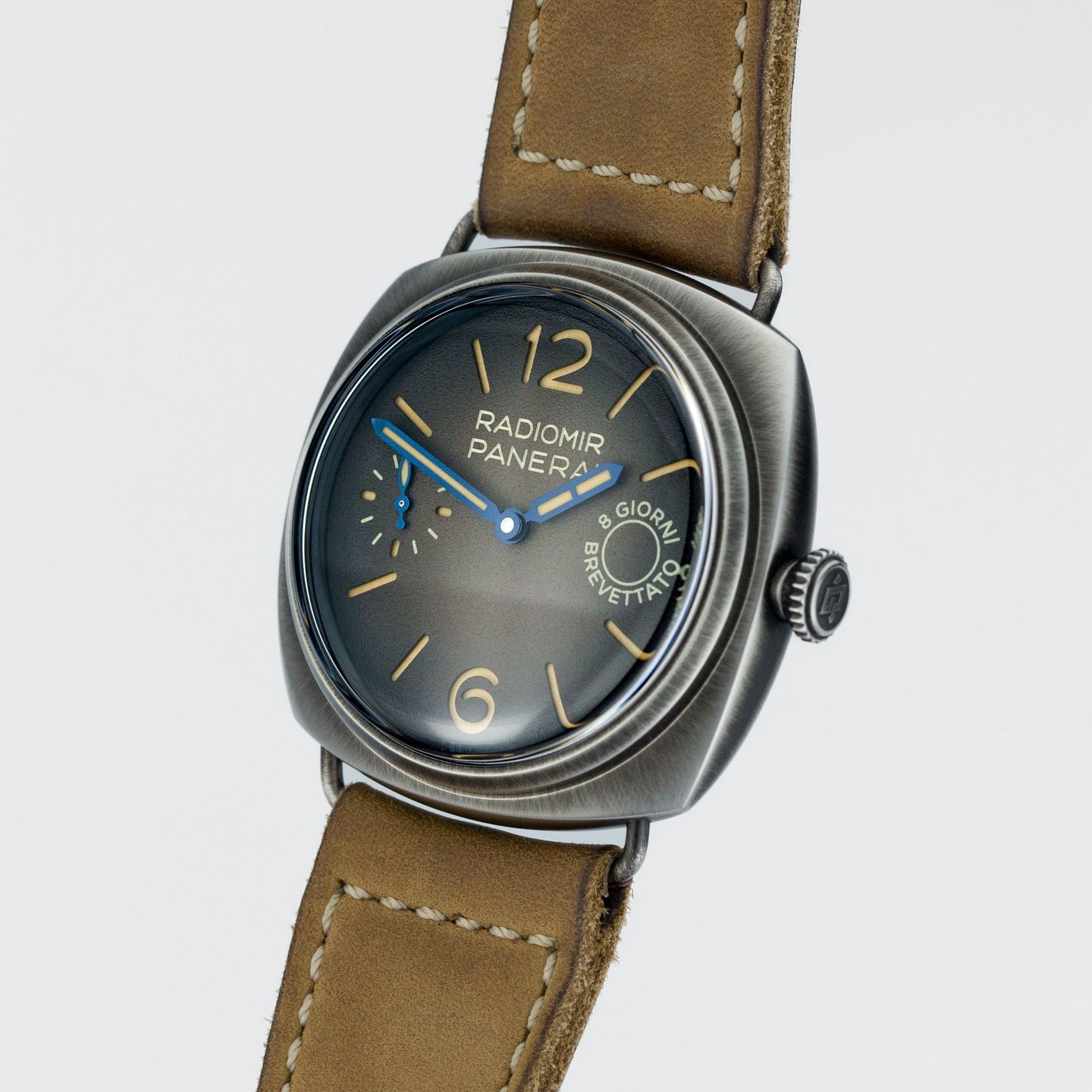 Panerai Radiomir PAM01347 (2023) - Brown dial 45 mm Steel case (3/7)
