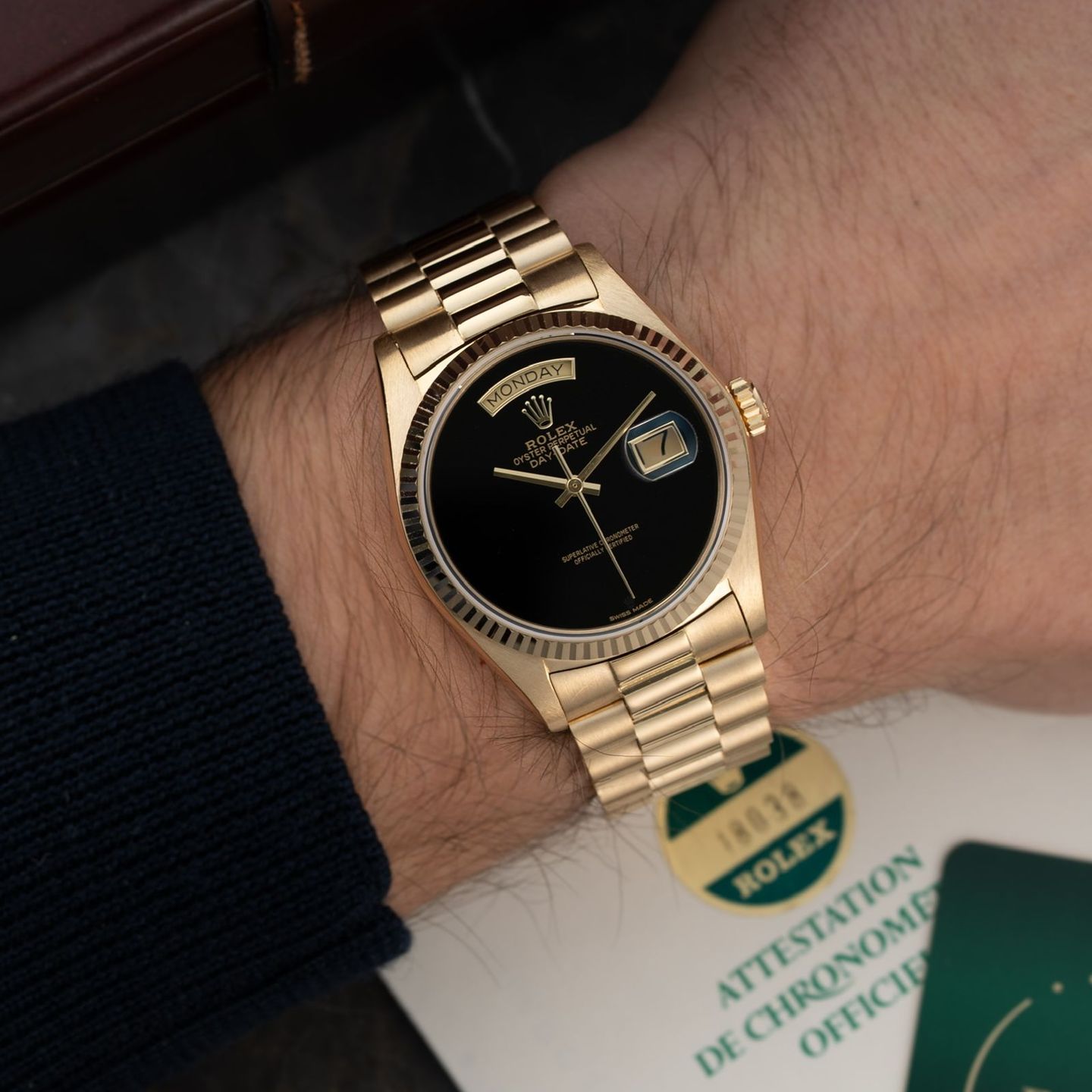 Rolex Day-Date 36 18038 (1978) - Black dial 36 mm Yellow Gold case (2/8)
