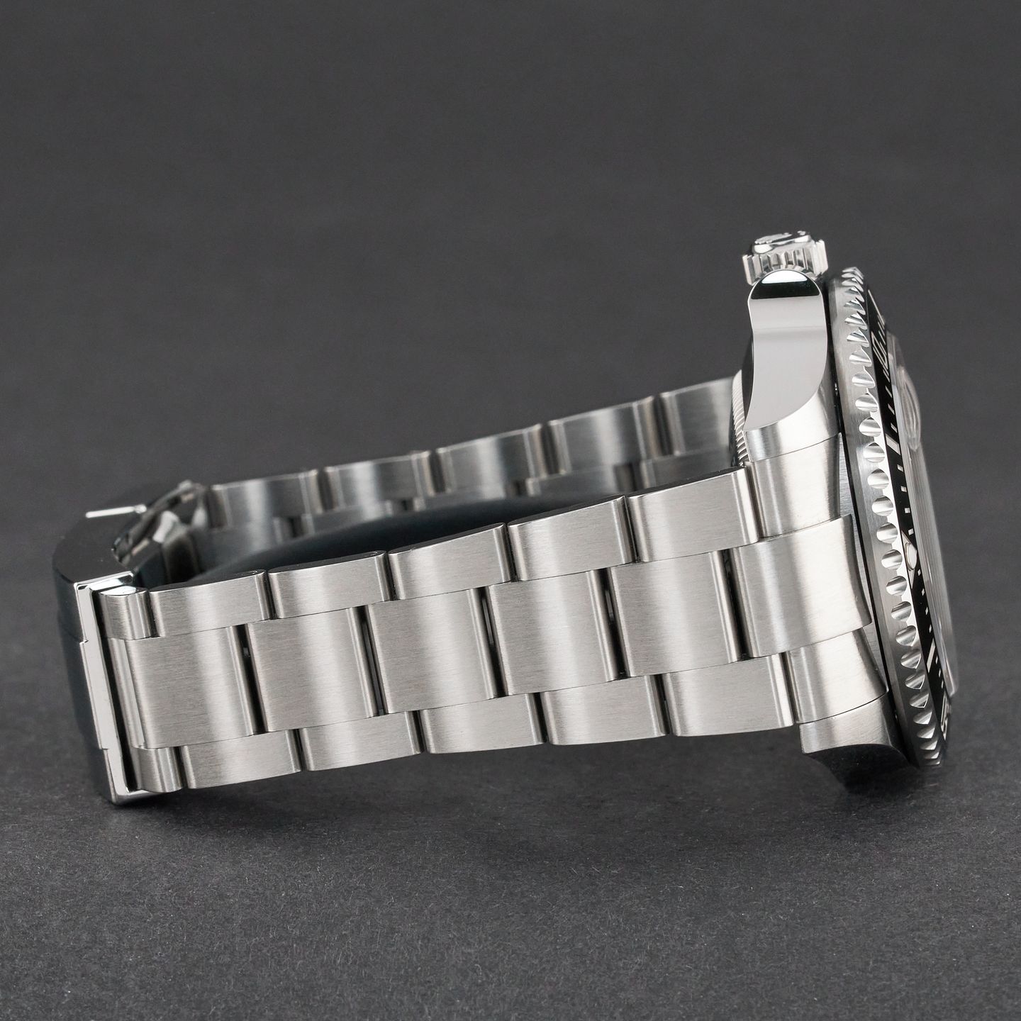 Rolex Sea-Dweller 126600 - (6/8)