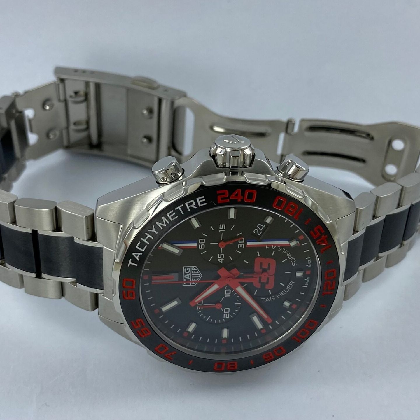 TAG Heuer Formula 1 Quartz CAZ101U.BA0843 (Unknown (random serial)) - Black dial 43 mm Steel case (2/8)