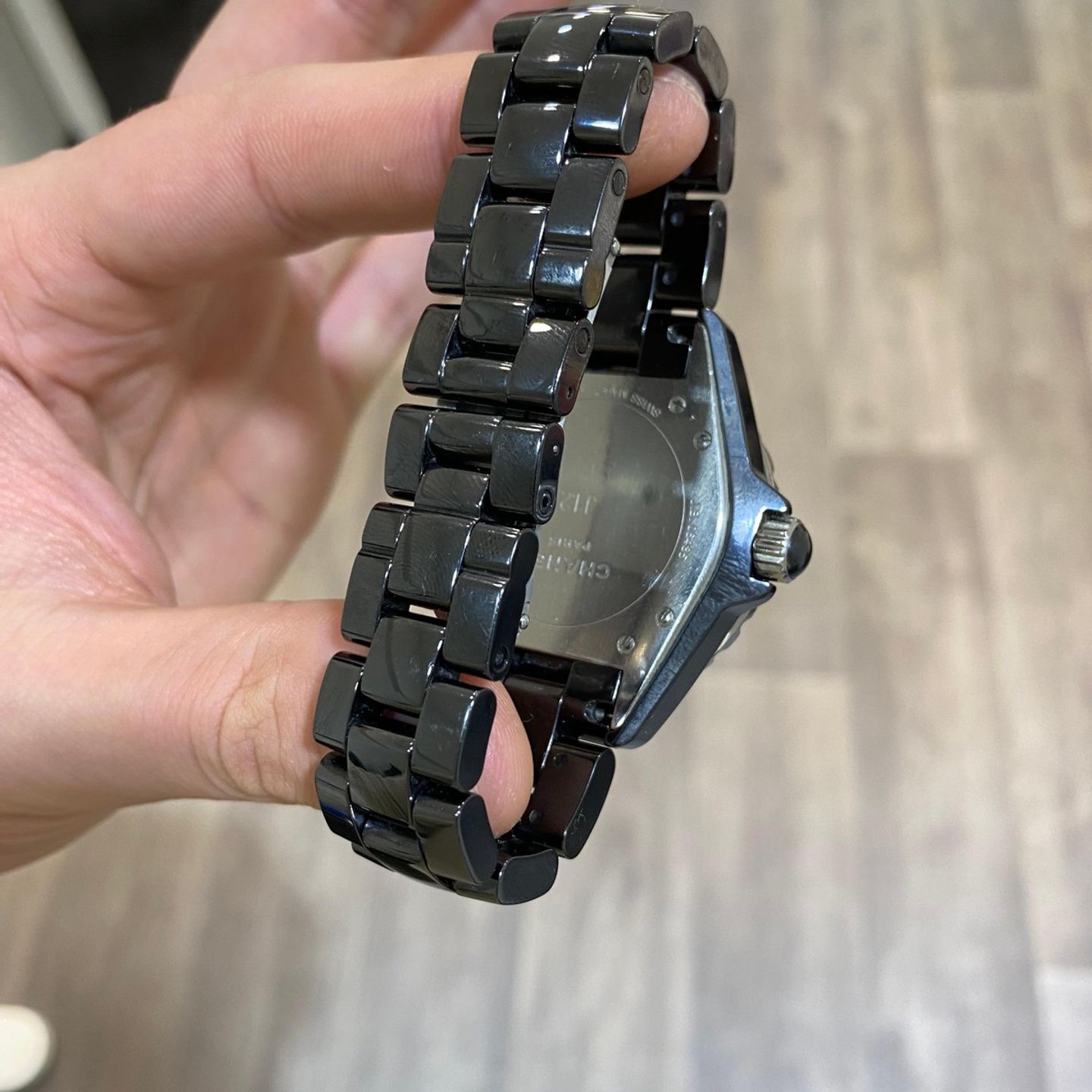 Chanel J12 H2124 (2018) - Black dial 38 mm Ceramic case (6/6)