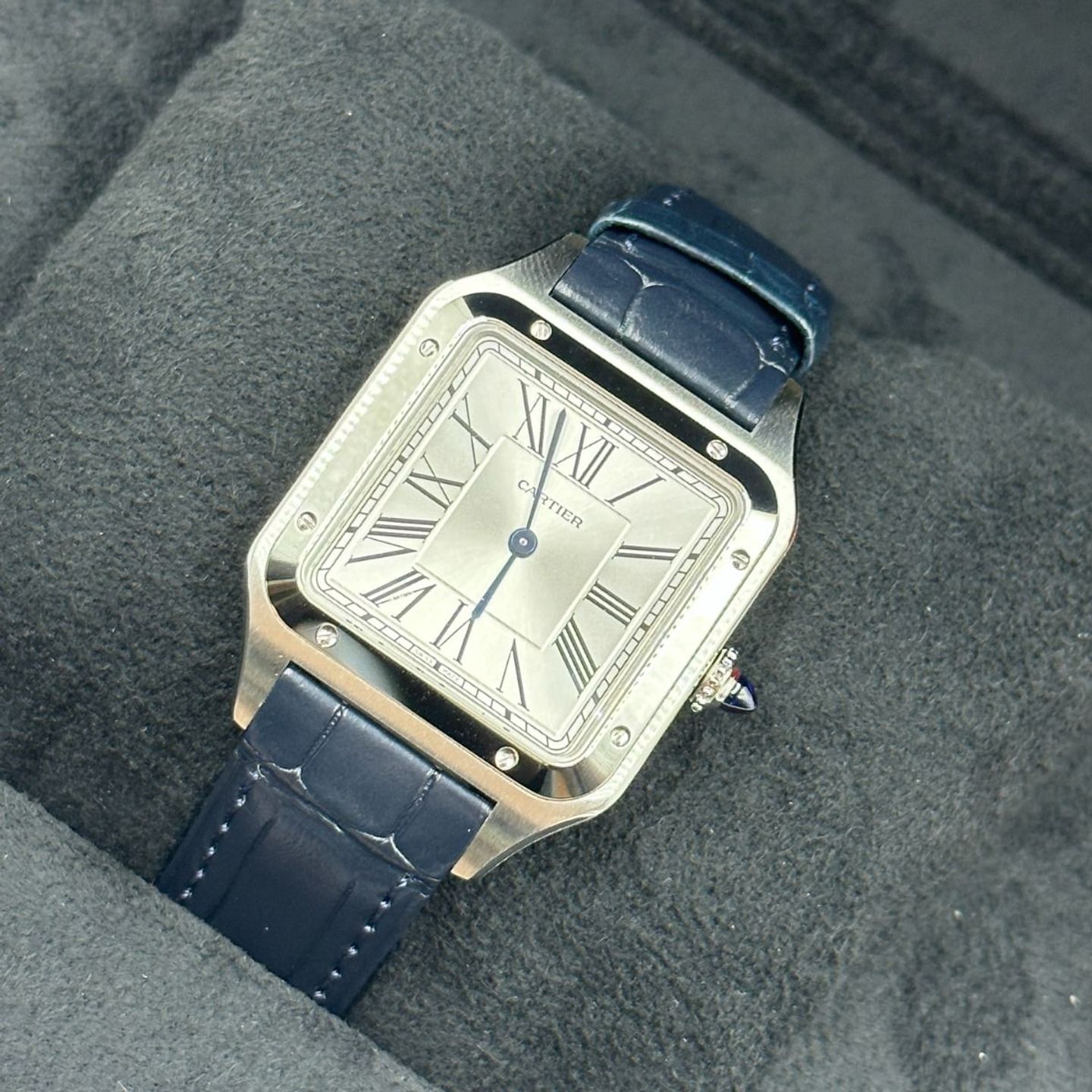 Cartier Santos Dumont WSSA0022 (2023) - Zilver wijzerplaat 43mm Staal (8/8)