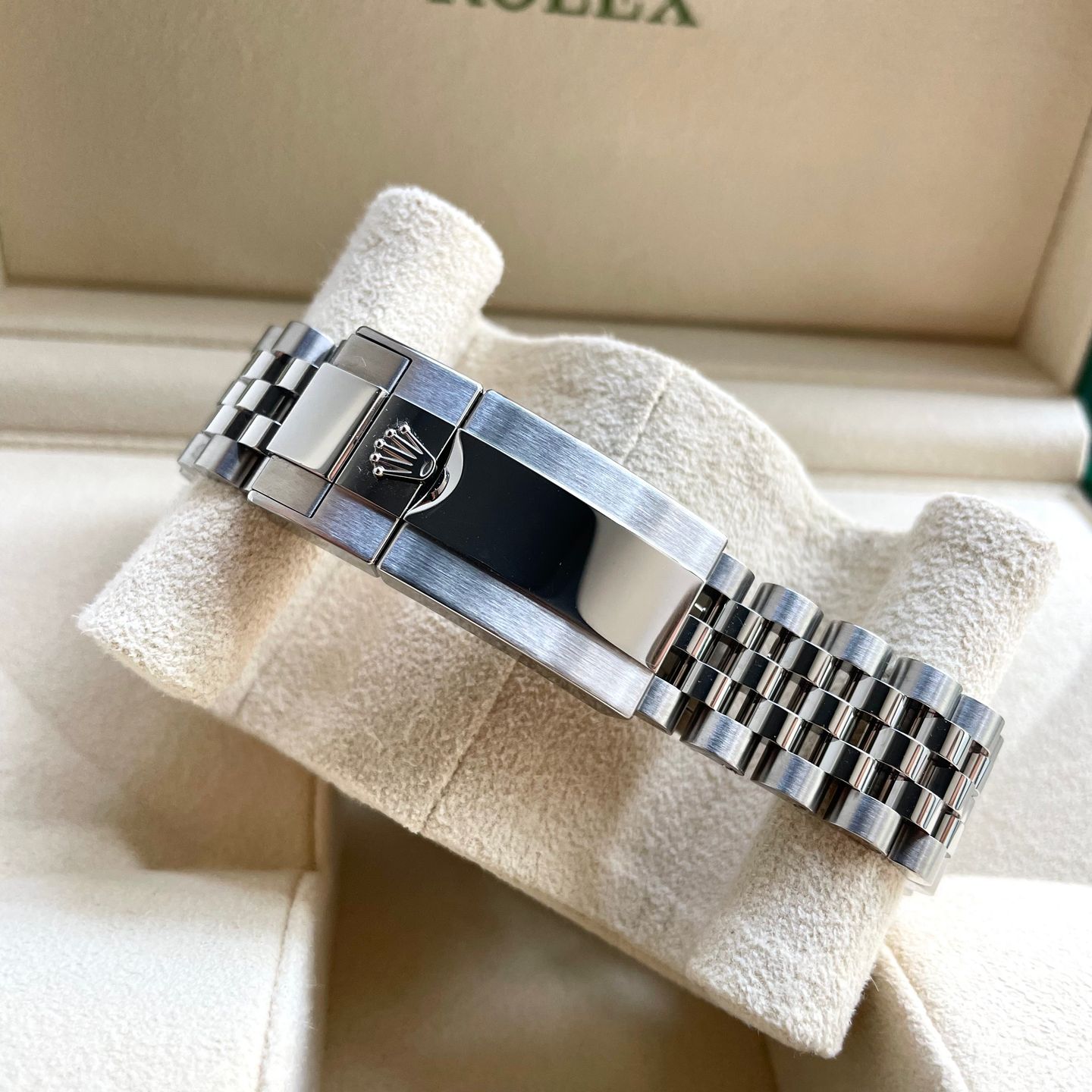 Rolex GMT-Master II 126710GRNR - (7/7)