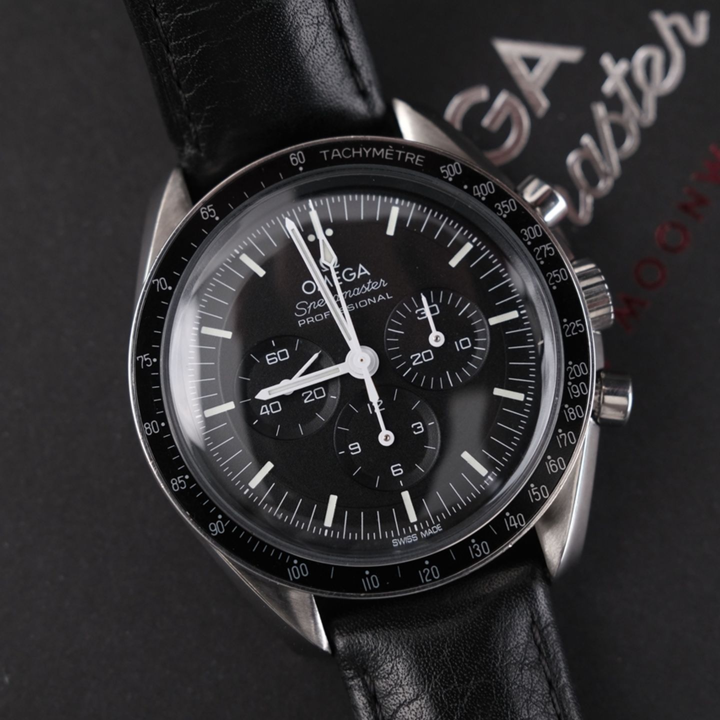 Omega Speedmaster Professional Moonwatch 310.32.42.50.01.001 - (2/8)