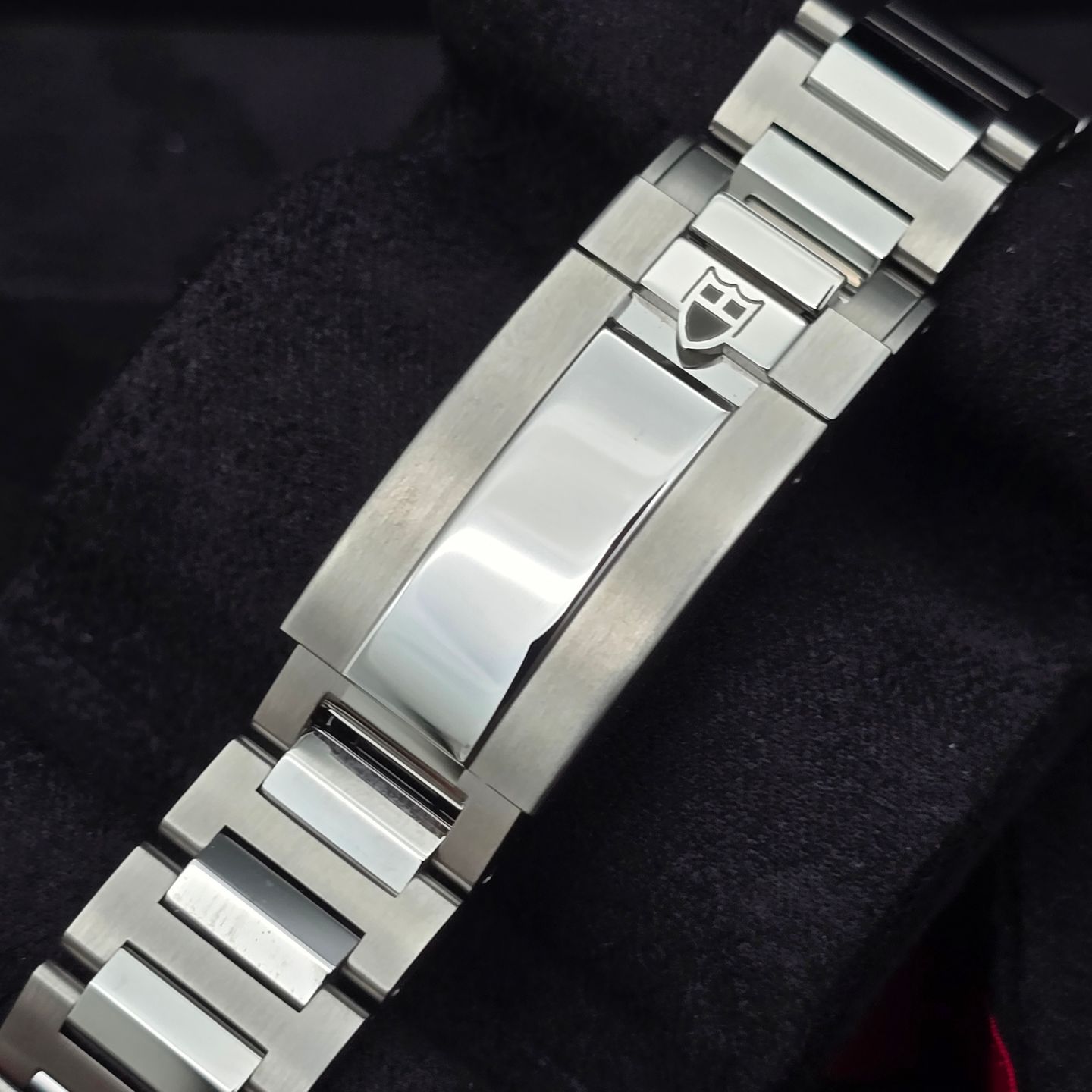 Tudor Monarch M2639W1A0U-0001 (2026) - Champagne dial 39 mm Steel case (7/8)