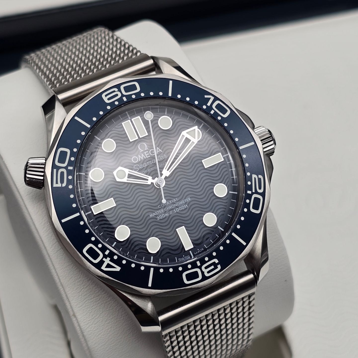 Omega Seamaster Diver 300 M 210.30.42.20.03.002 (2024) - Blue dial 42 mm Steel case (3/8)
