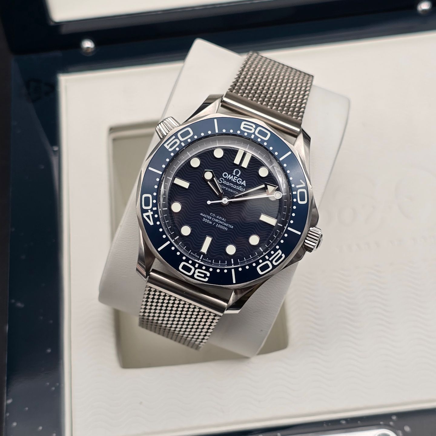 Omega Seamaster Diver 300 M 210.30.42.20.03.002 (2024) - Blue dial 42 mm Steel case (2/8)