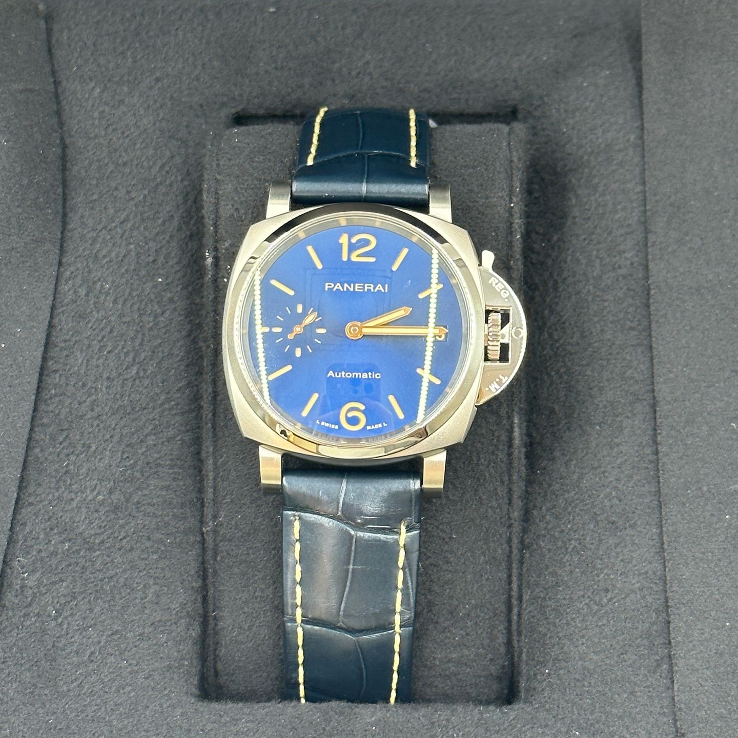 Panerai Luminor Due PAM00926 (2023) - Blauw wijzerplaat 38mm Titanium (3/8)