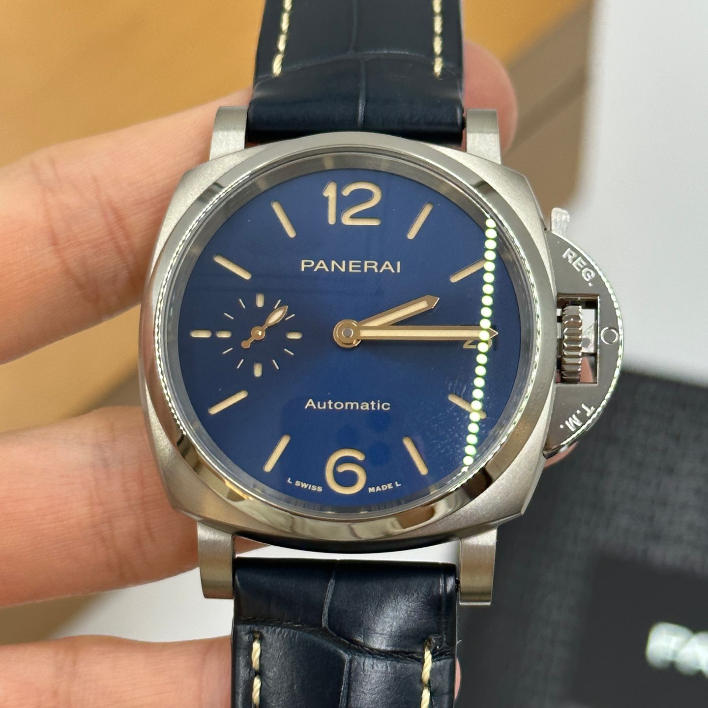 Panerai Luminor Due PAM00926 (2023) - Blauw wijzerplaat 38mm Titanium (7/8)