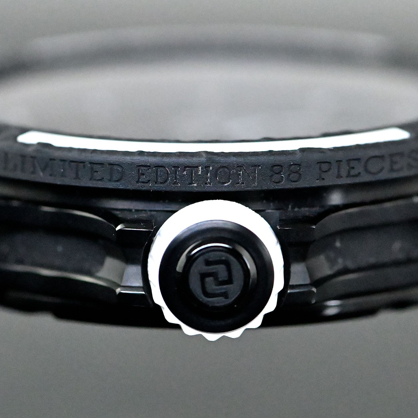 Roger Dubuis Excalibur RDDBEX0826 (2026) - Transparent dial 45 mm Titanium case (8/8)