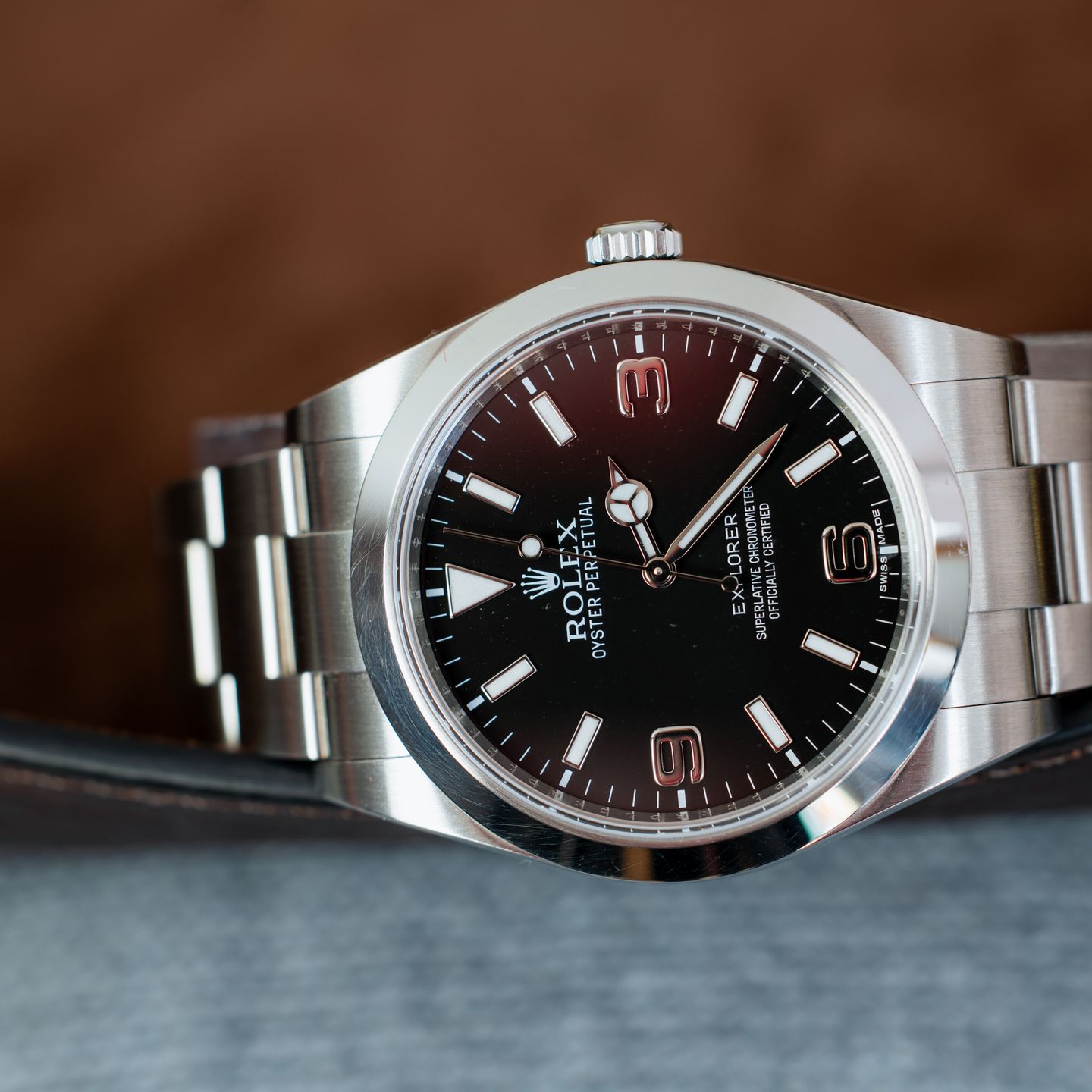 Rolex Explorer 214270 - (2/4)