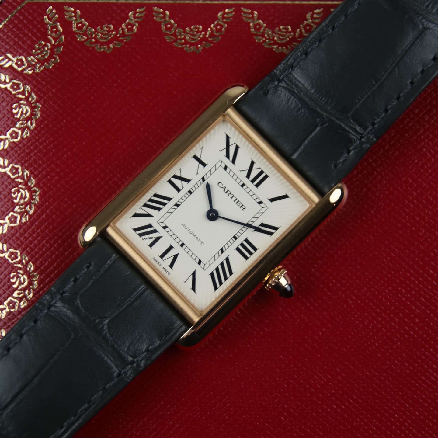 Cartier Tank Louis Cartier WGTA0357 (2025) - Silver dial 38 mm Yellow Gold case (1/8)