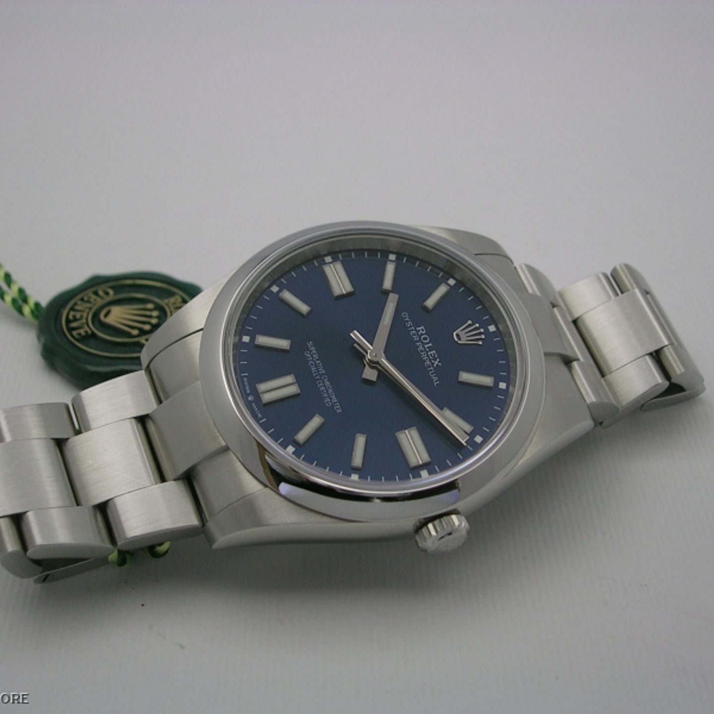 Rolex Oyster Perpetual 41 124300 - (2/5)