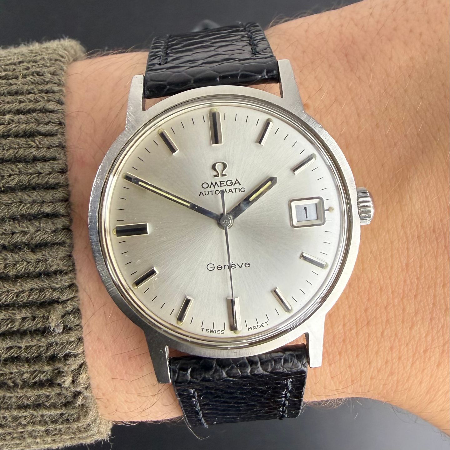 Omega Genève 166.070 (1970) - White dial 35 mm Steel case (2/8)