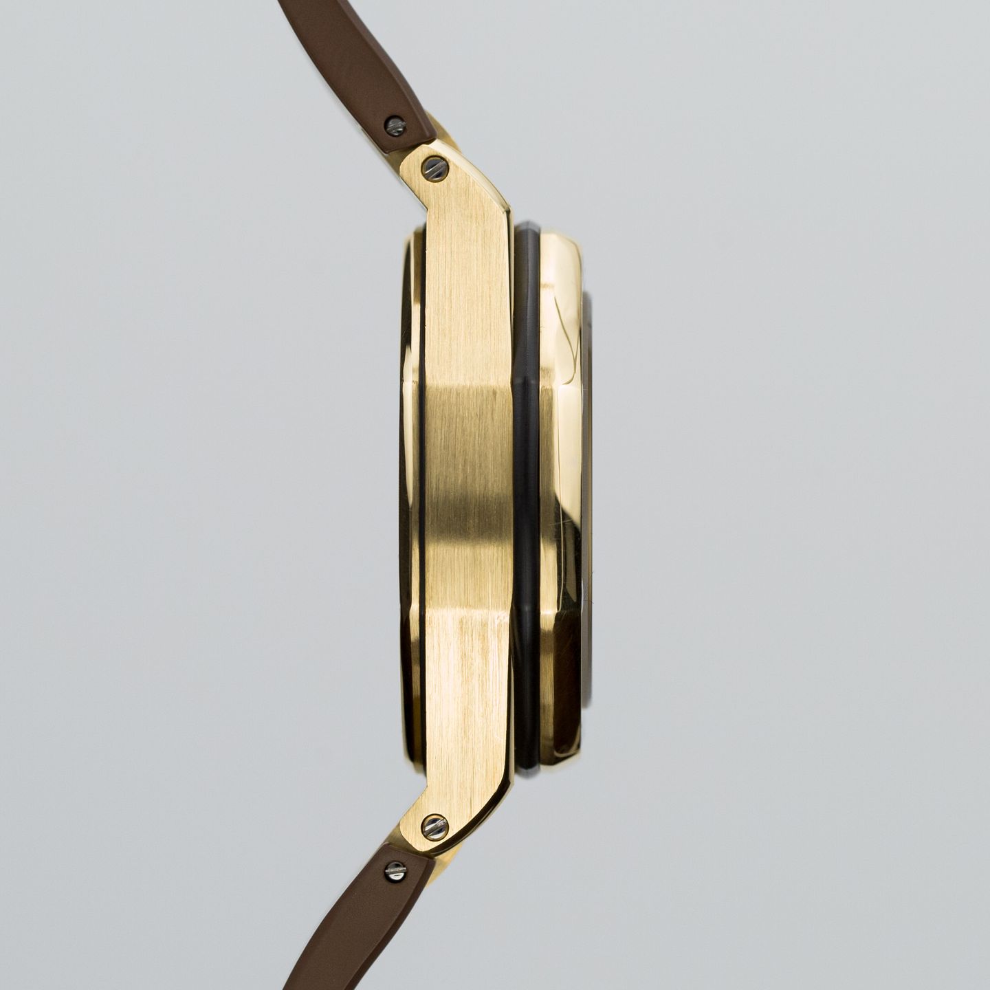 Audemars Piguet Royal Oak Offshore 26007BA.OO.D088CR.01 (2014) - Brown dial 42 mm Yellow Gold case (6/8)