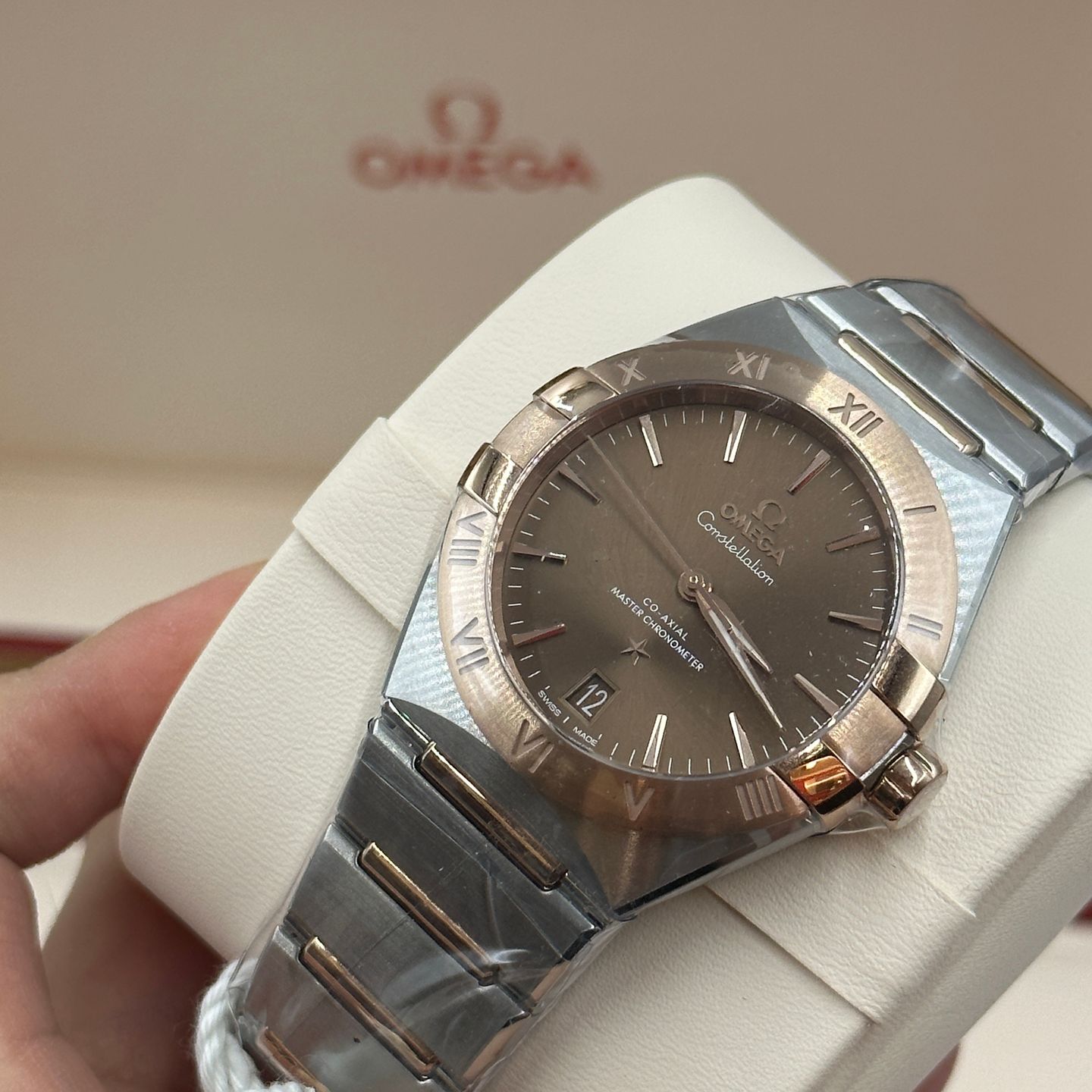 Omega Constellation 131.20.36.20.13.001 (2023) - Bruin wijzerplaat 36mm Goud/Staal (4/8)