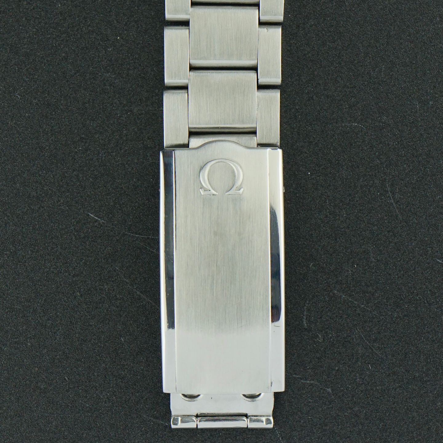 Omega Genève 166.099 - (7/8)