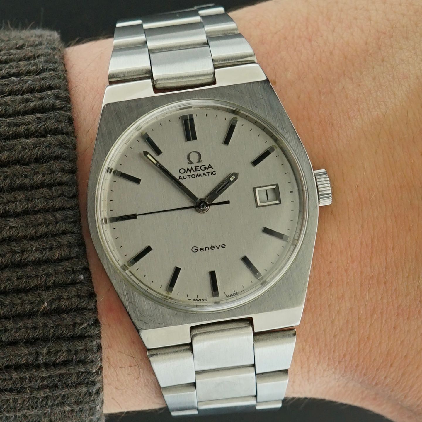 Omega Genève 166.099 - (2/8)