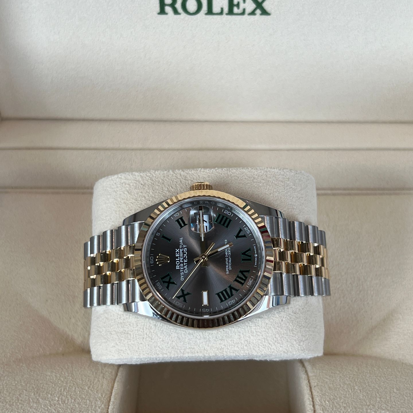 Rolex Datejust 36 126233 (2024) - Grey dial 36 mm Steel case (4/7)