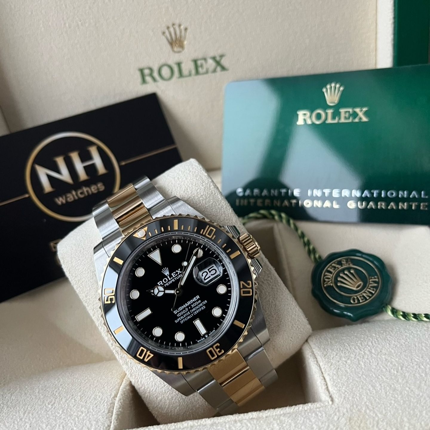 Rolex Submariner Date 126613LN - (8/8)