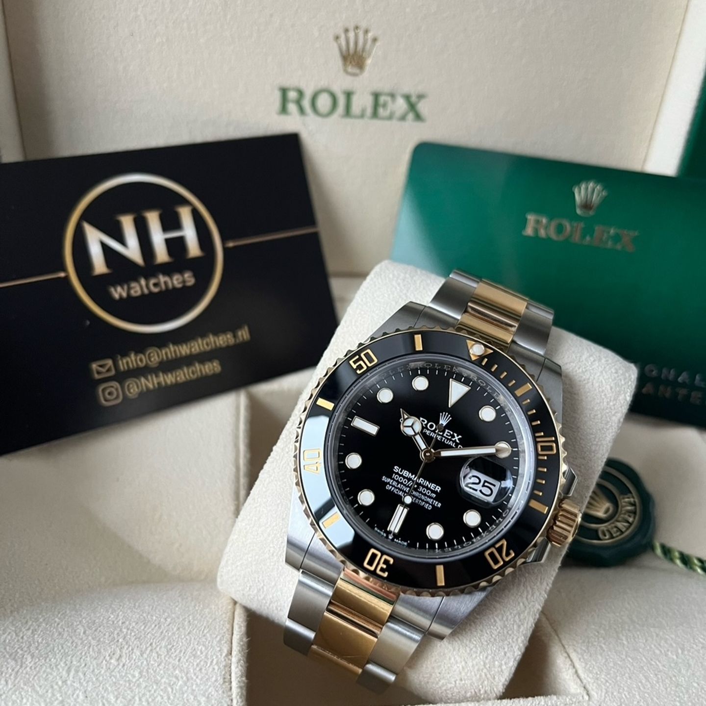 Rolex Submariner Date 126613LN - (7/8)