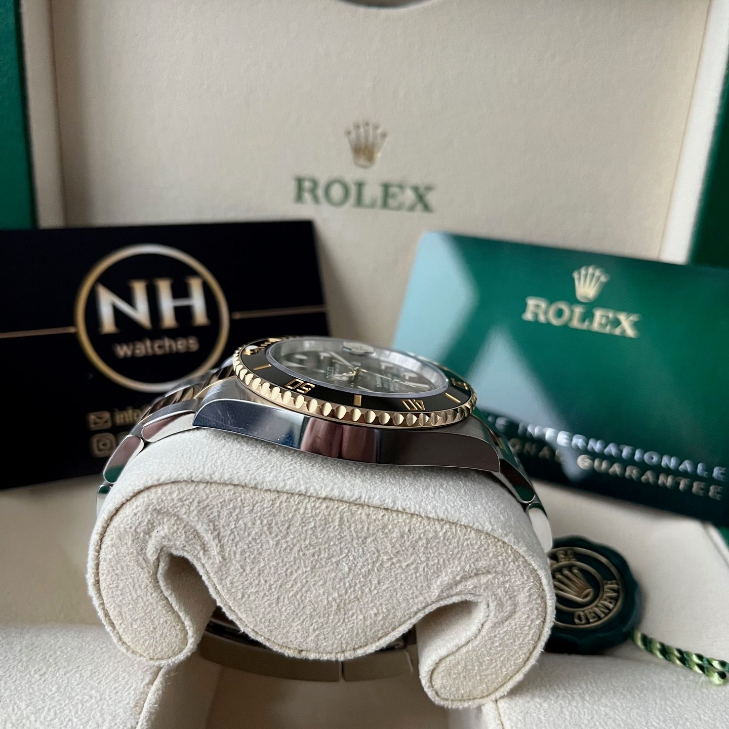 Rolex Submariner Date 126613LN - (6/8)