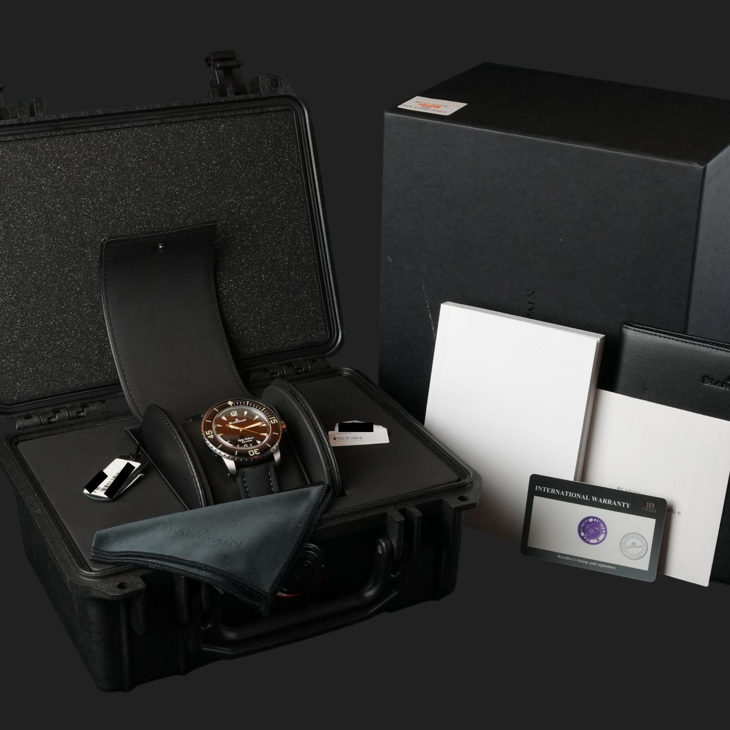 Unknown Unknown 12B30 B52A 5050 (2025) - (8/8)