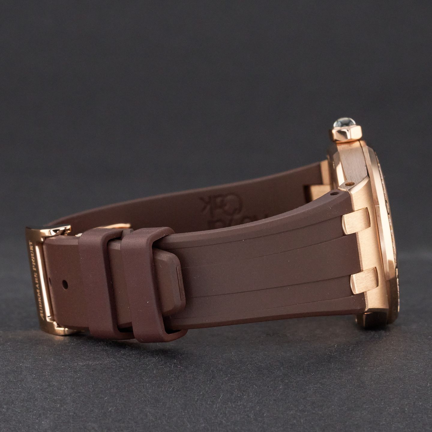 Audemars Piguet Royal Oak Lady 67601OR.ZZ.D080CA.01 (2009) - Bruin wijzerplaat 33mm Roségoud (6/8)